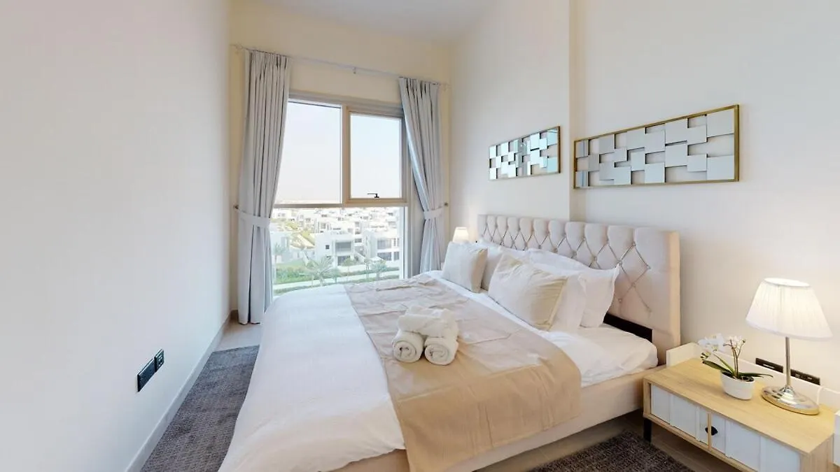 Tranquil Oasis 2Br At Collective Dubai Hills Apartment